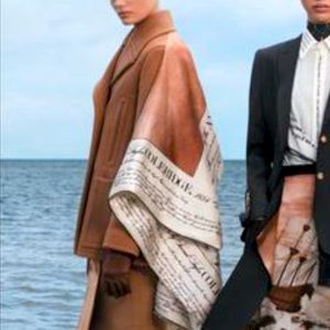 LOOKING FOR BURBERRY AW19 JACKET- DO NOT BUY